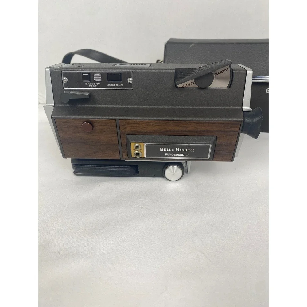 VTG‎ Bell Howell Filmosound 8 Model 442 Super 8 Camera w/ Case Movie Lite READ